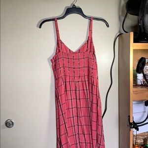 Old navy plaid dress !!